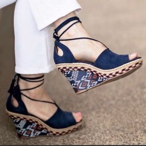 Cabi wedge style espadrille